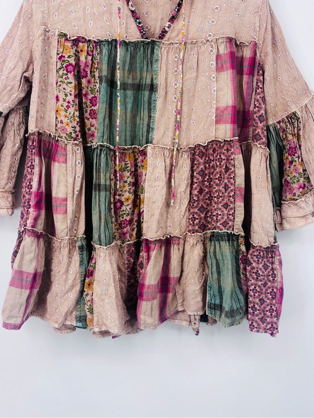 Young Threads Bohemian Patchwork Peasant Top Mixed Floral print boho Sz Small - Picture 4 of 10